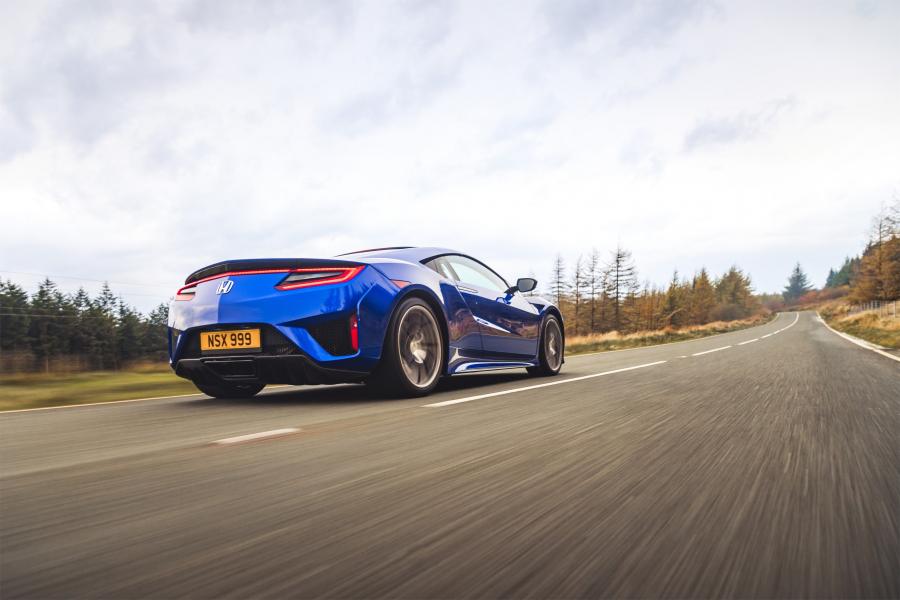  Honda NSX 2016 года  (UK) (фото 62 из 120)